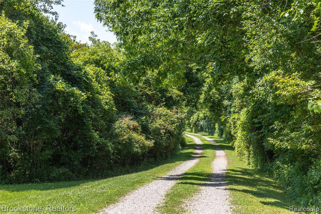 Atlas Twp, MI 48438,6302 HICKORY