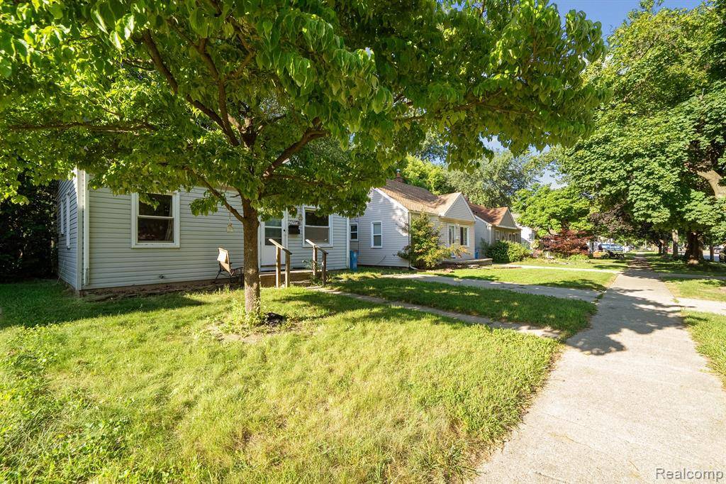 Dearborn Heights, MI 48125,24746 Annapolis Street