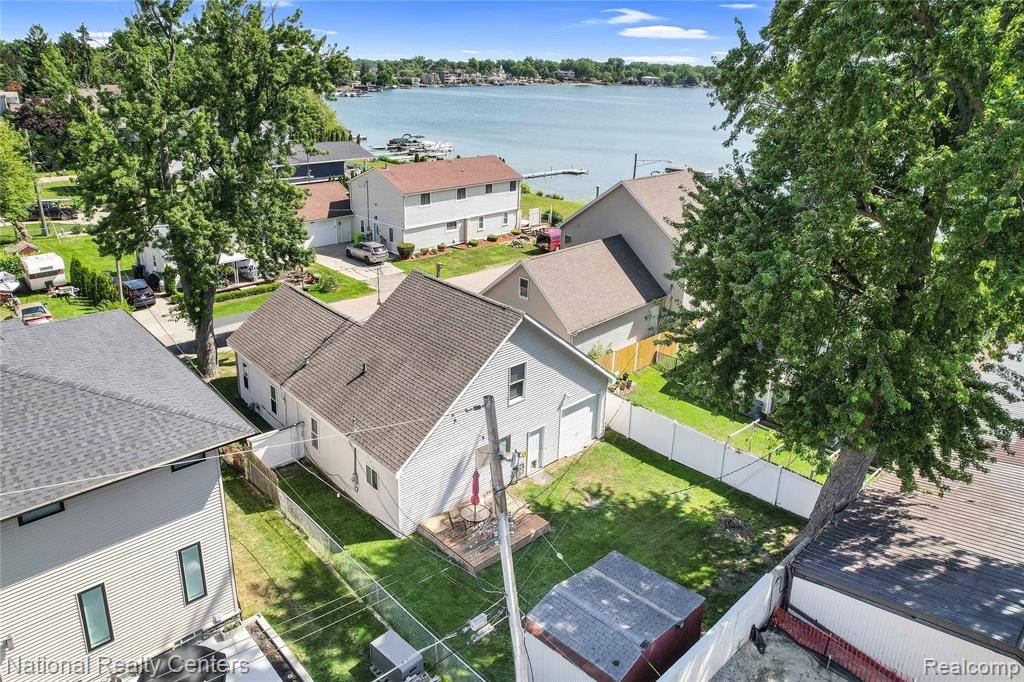 Walled Lake, MI 48390,144 Coalmont Street
