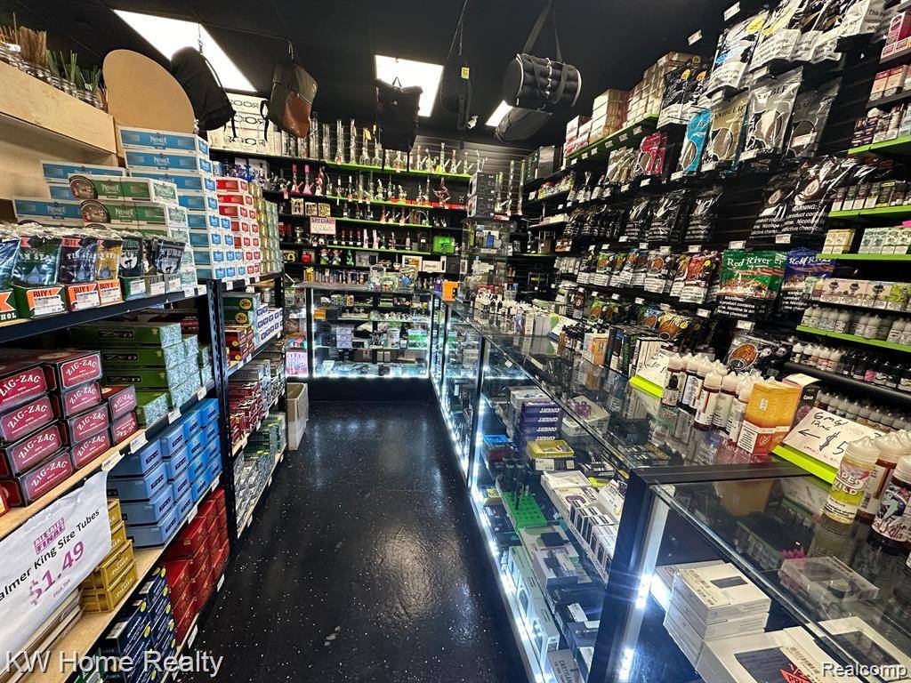 Pontiac, MI 48341,555 Oakland