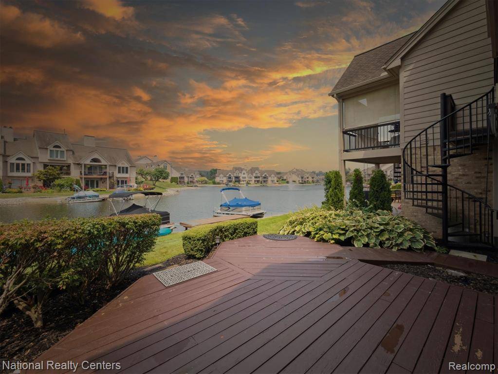 Northville, MI 48168,47708 Blue Heron Drive S