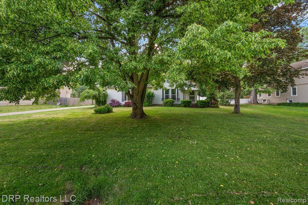 Harrison Twp, MI 48045,37837 Townhall Street