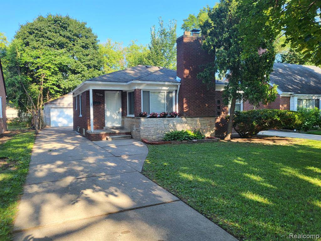 Detroit, MI 48219,17209 Wormer Street