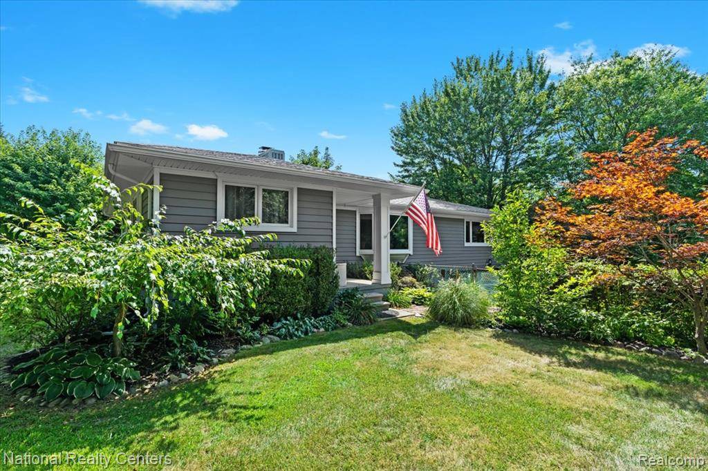 Highland Twp, MI 48357,1785 Middle Road