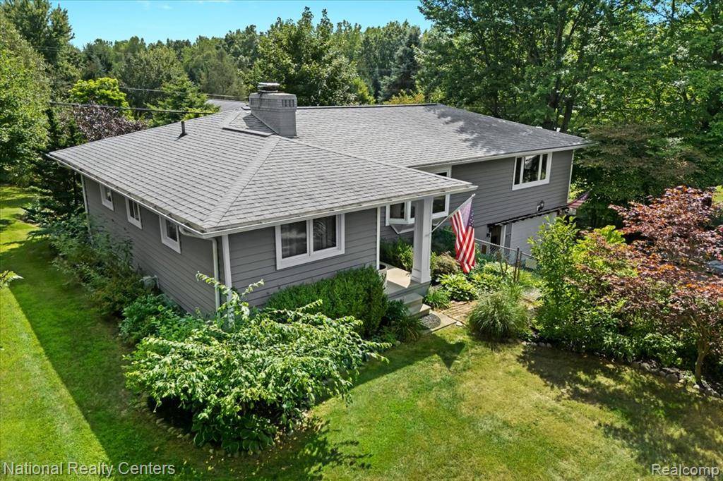 Highland Twp, MI 48357,1785 Middle Road