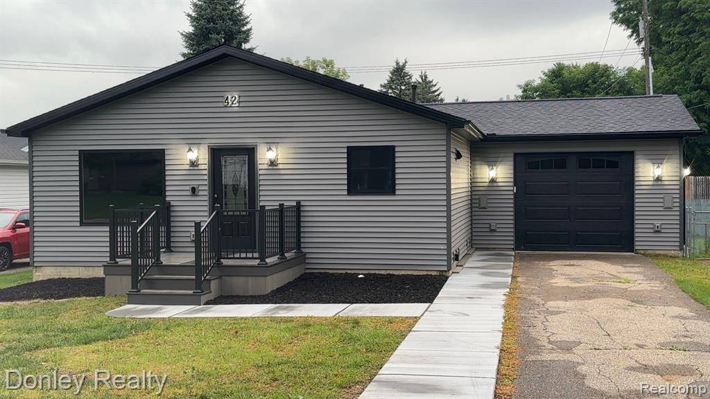Lapeer, MI 48446,42 Hartley Street