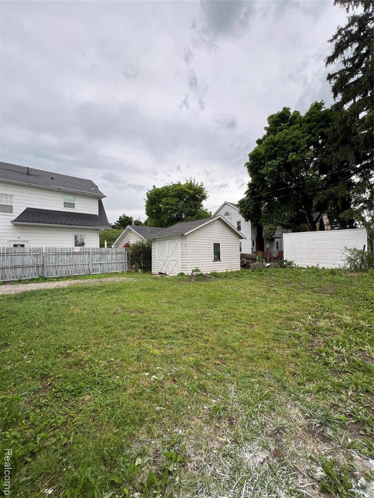 Saginaw, MI 48602,1616 State Street