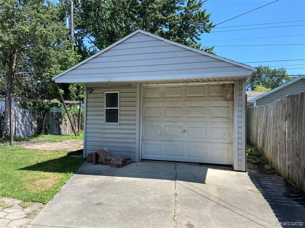 Roseville, MI 48066,28072 Rosemont Street
