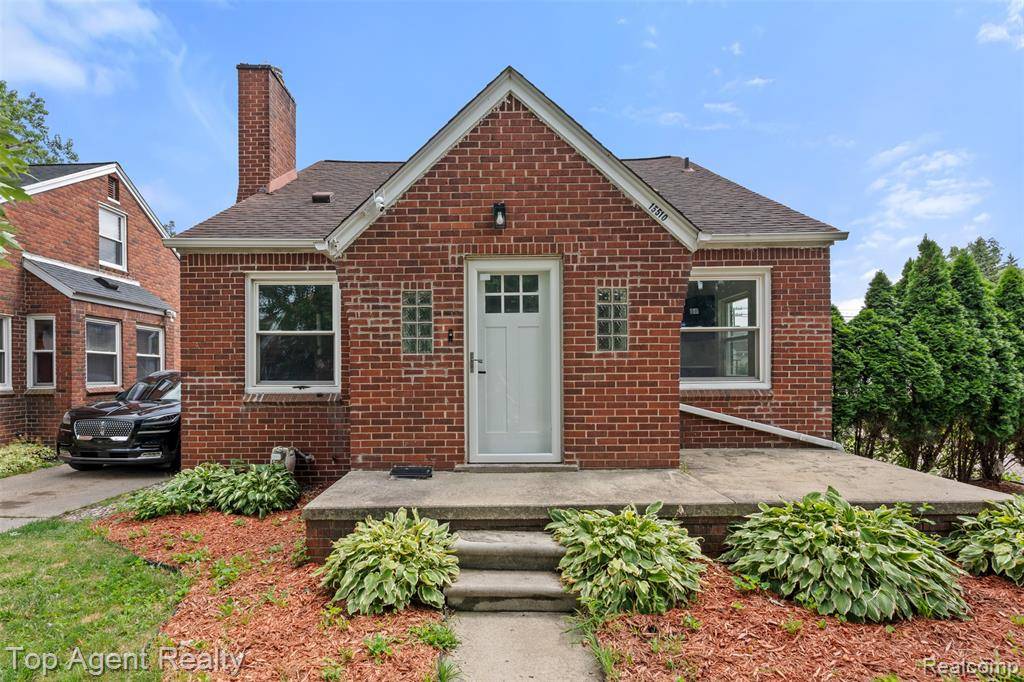 Eastpointe, MI 48021,15510 Veronica Avenue