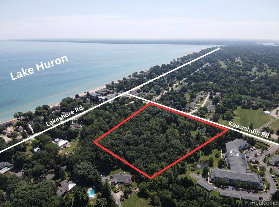Fort Gratiot Twp, MI 48059,2768 Keewahdin Road