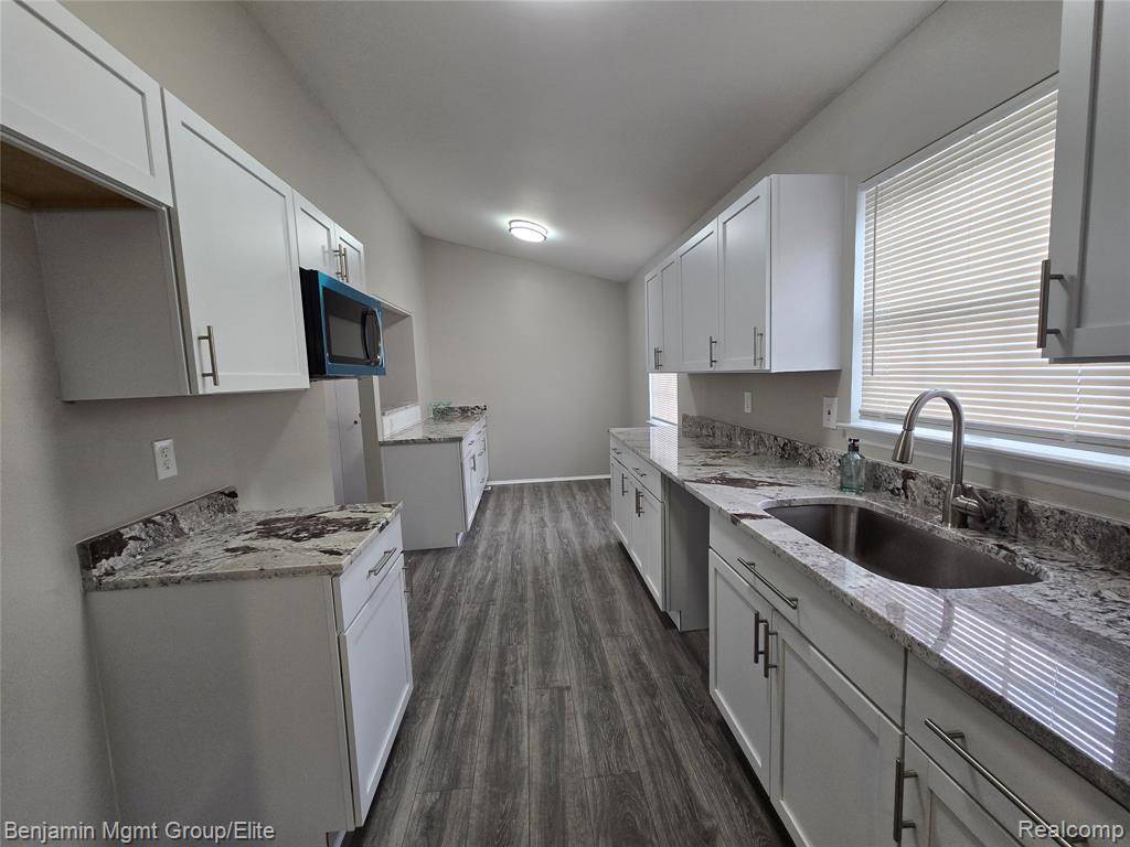Northville, MI 48167,20942 W Glen Haven Circle