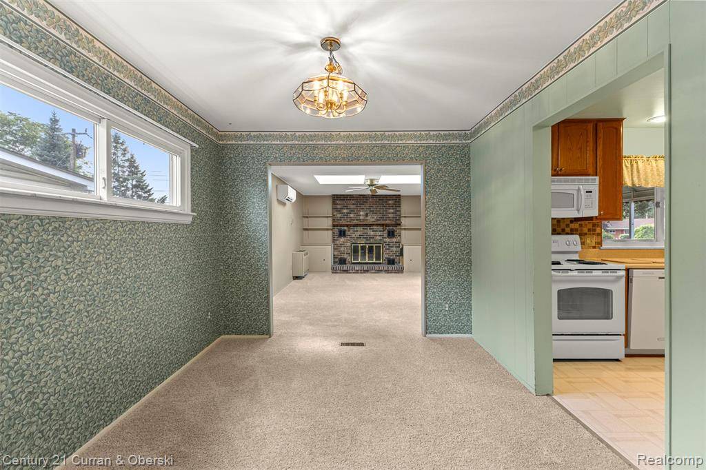 Livonia, MI 48150,36657 Dowling Street