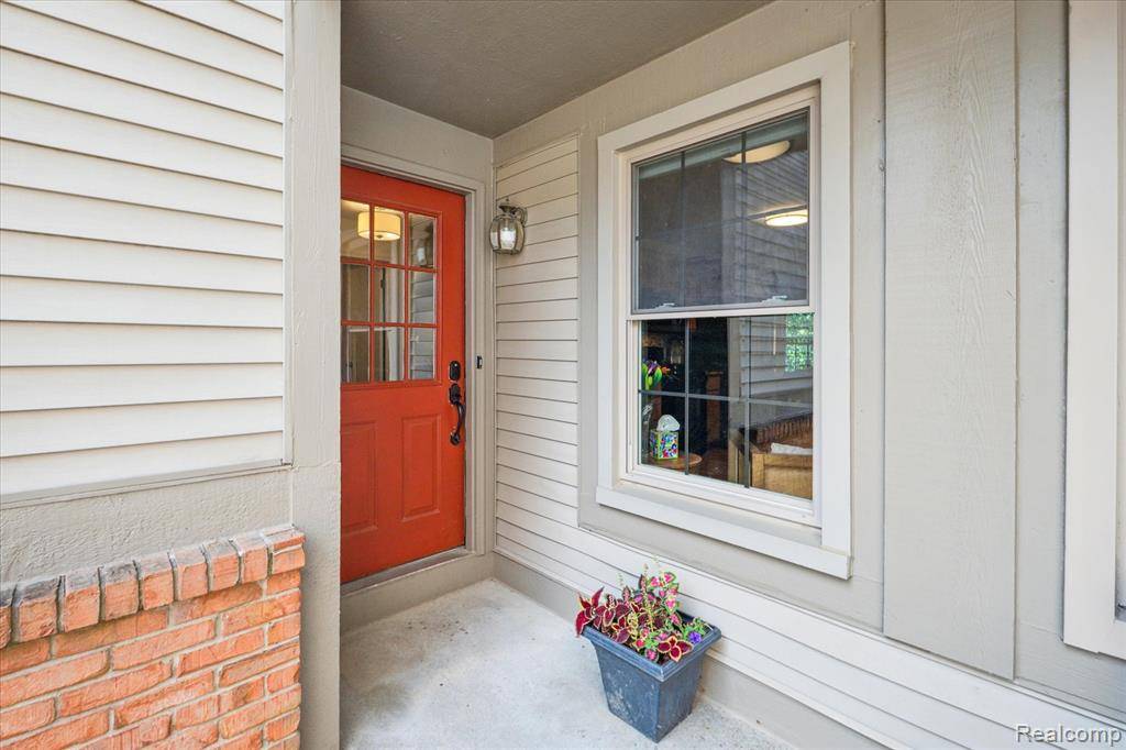 Brighton, MI 48116,840 Woodridge Hills Drive