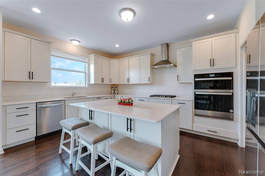 Canton Twp, MI 48187,50936 Baileys Landing