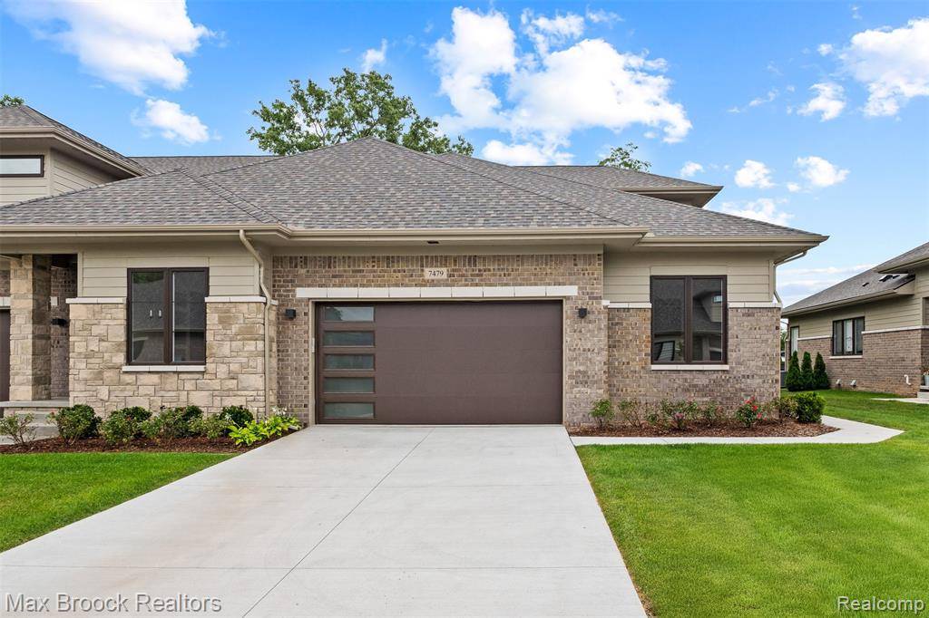 West Bloomfield Twp, MI 48322,7479 Gramercy Circle 16