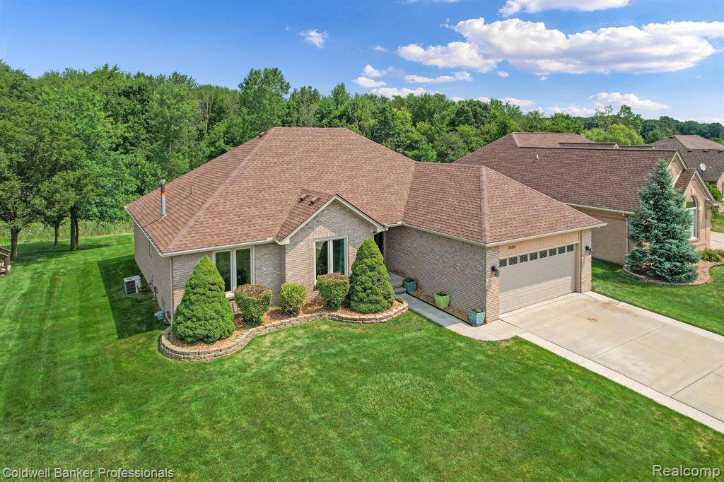 Macomb Twp, MI 48042,20183 Pine Cone Drive