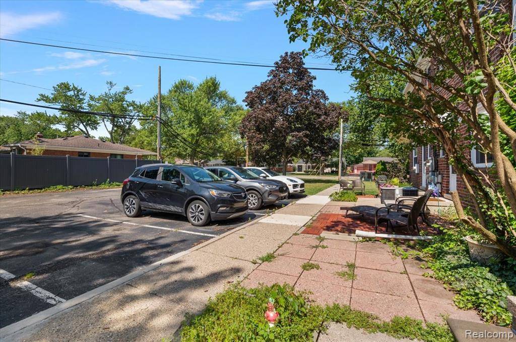 St. Clair Shores, MI 48080,23104 Edsel Ford Court