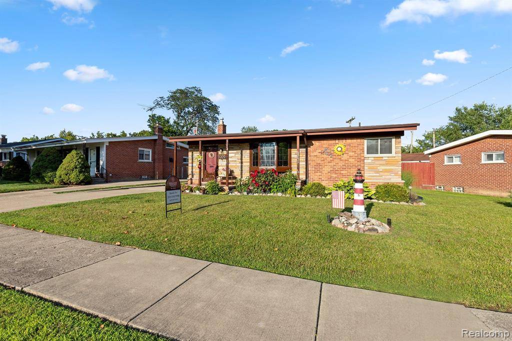 Dearborn Heights, MI 48127,7370 Amboy Street
