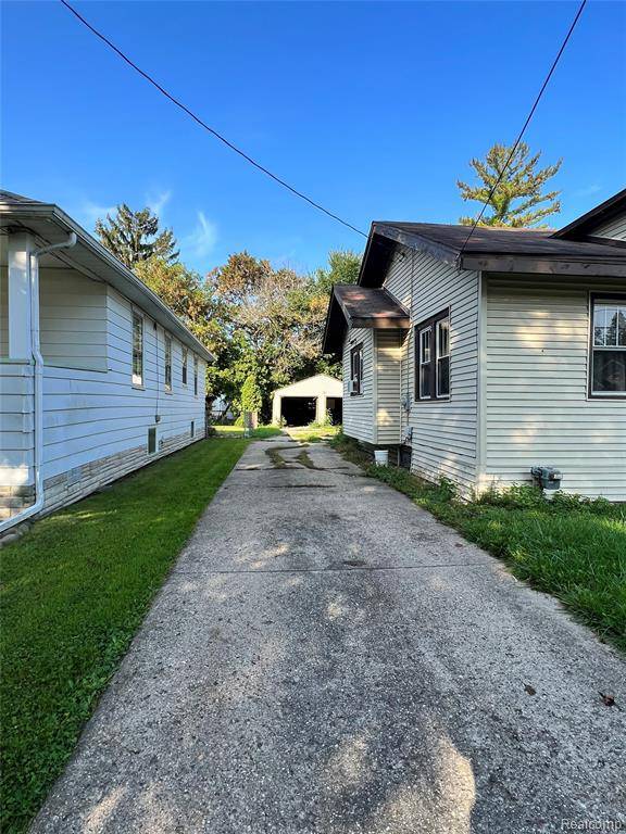 Saginaw, MI 48602,2243 Avon Street