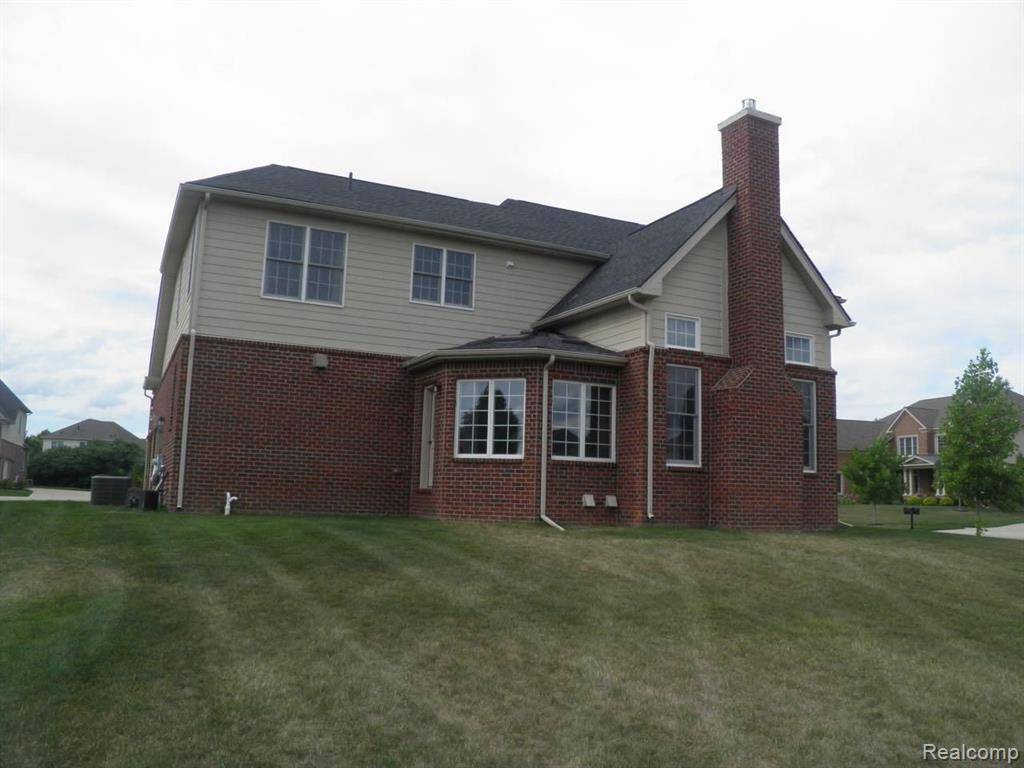 Novi, MI 48374,24890 OVERLOOK Street