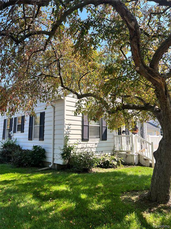 Saginaw, MI 48602,3354 Binscarth Avenue