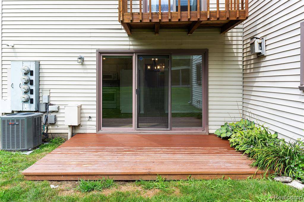 Rochester, MI 48309,1571 Streamwood Court