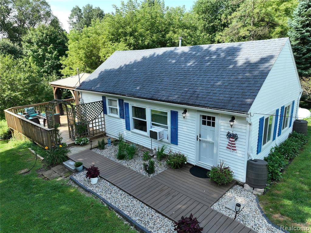 Pinckney Vlg, MI 48169,3220 Swarthout Road