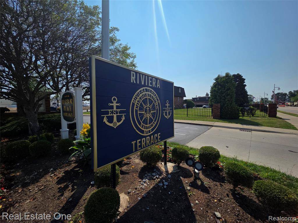 St. Clair Shores, MI 48080,311 Riviera Drive