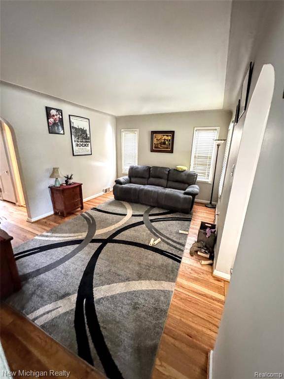 Dearborn, MI 48124,3454 McKinley Street