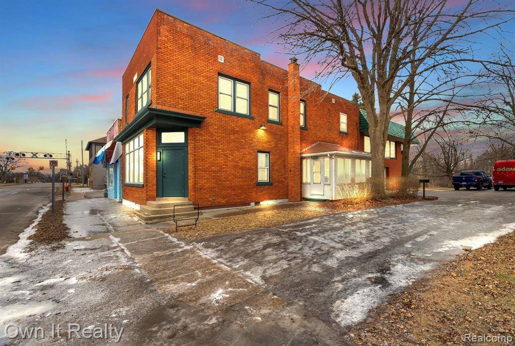 Rockwood, MI 48173,22421 HURON RIVER Drive
