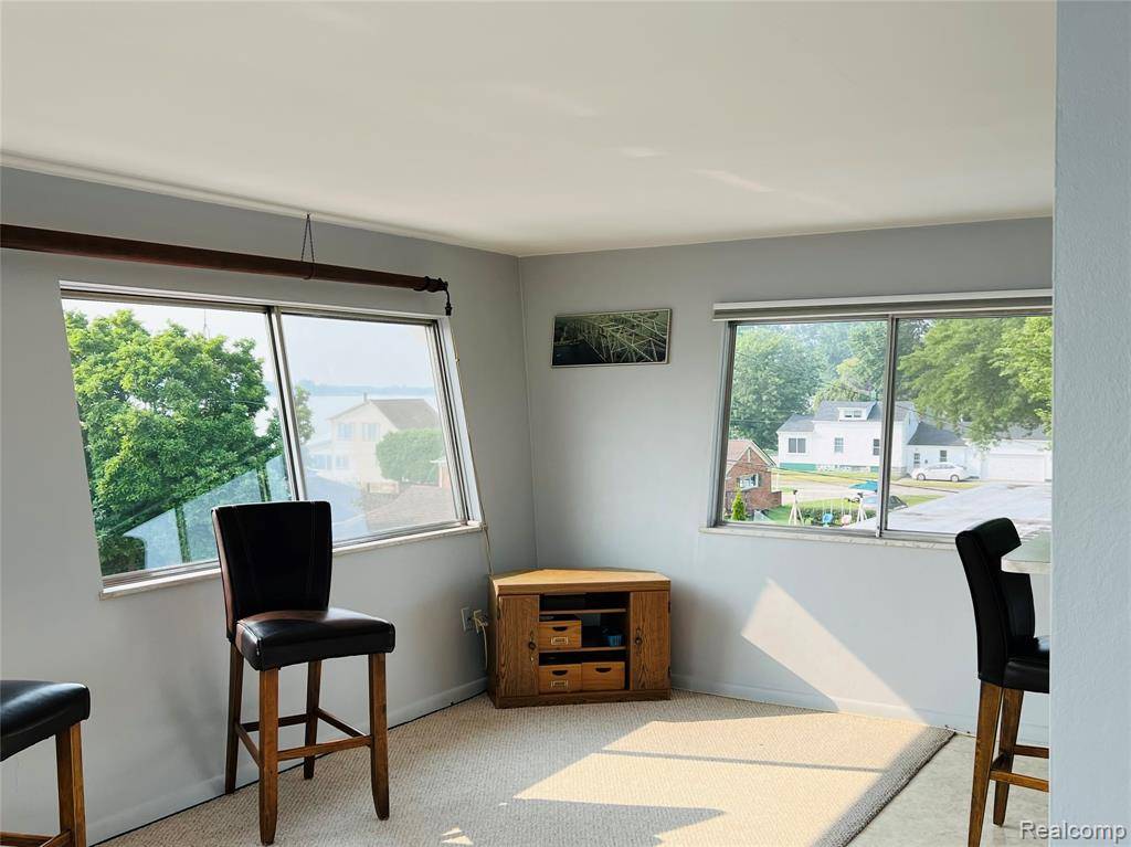 Marine City, MI 48039,444 N Main Street 218