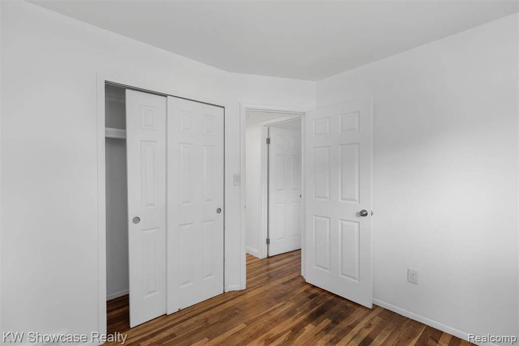 Westland, MI 48186,32116 Palmer Road