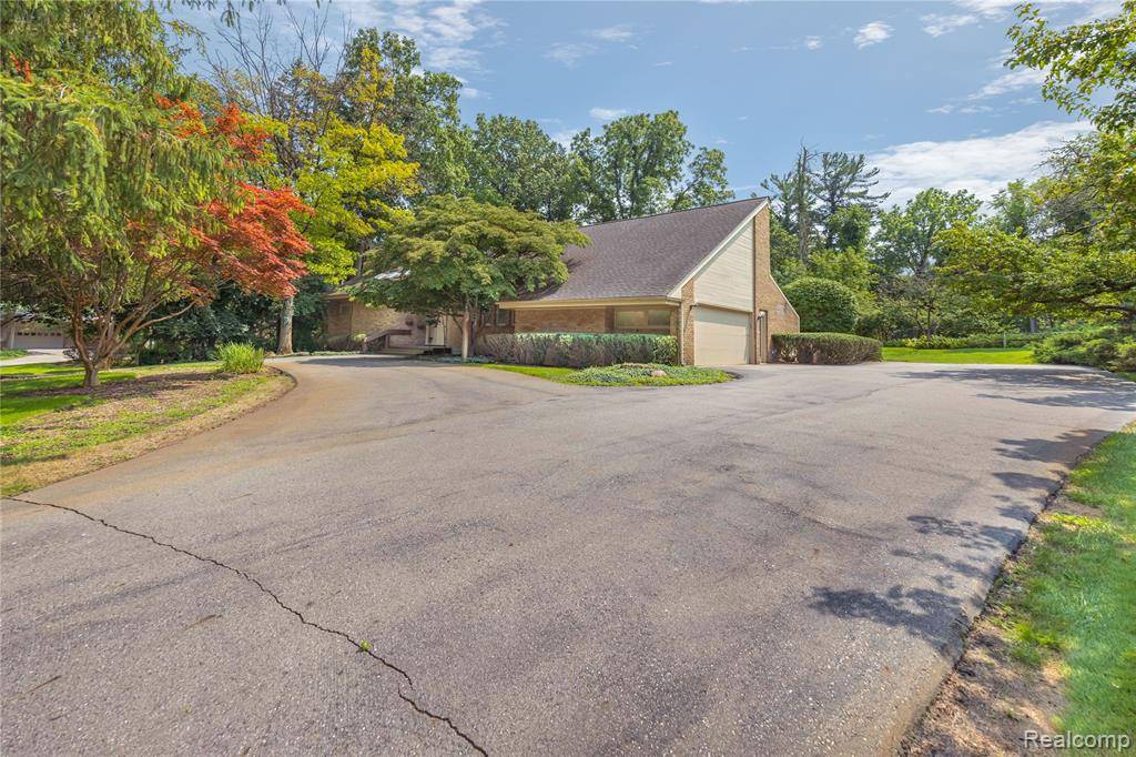 Franklin Vlg, MI 48025,27261 Willowgreen Court