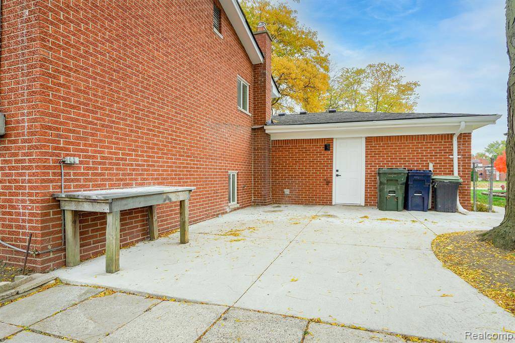 Sterling Heights, MI 48312,34067 CHATSWORTH Drive