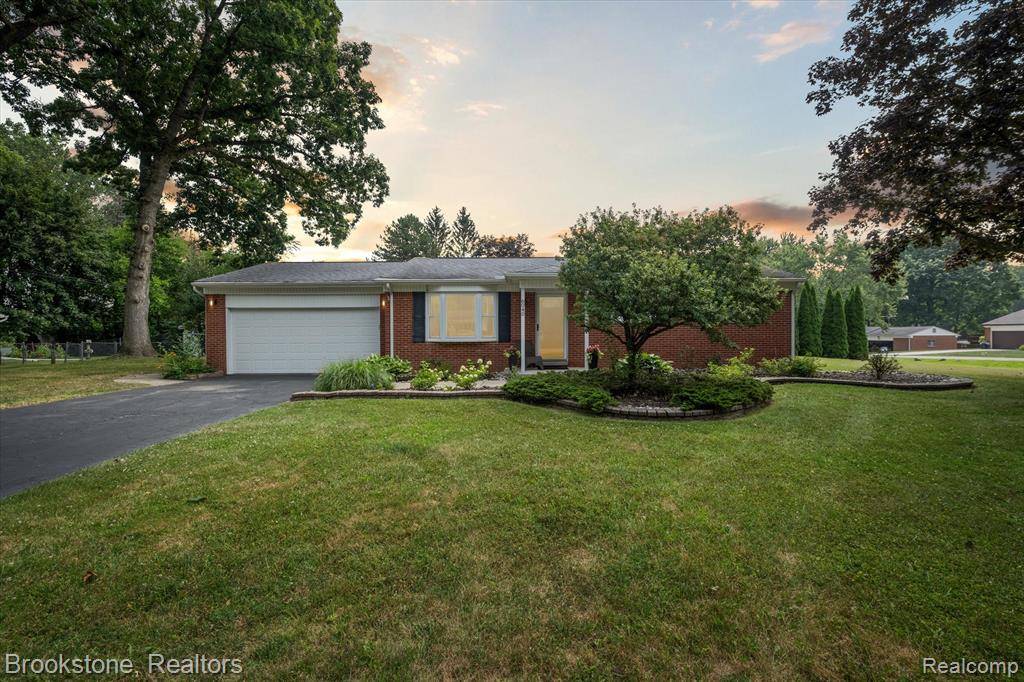 Independence Twp, MI 48346,6040 Cramlane Drive