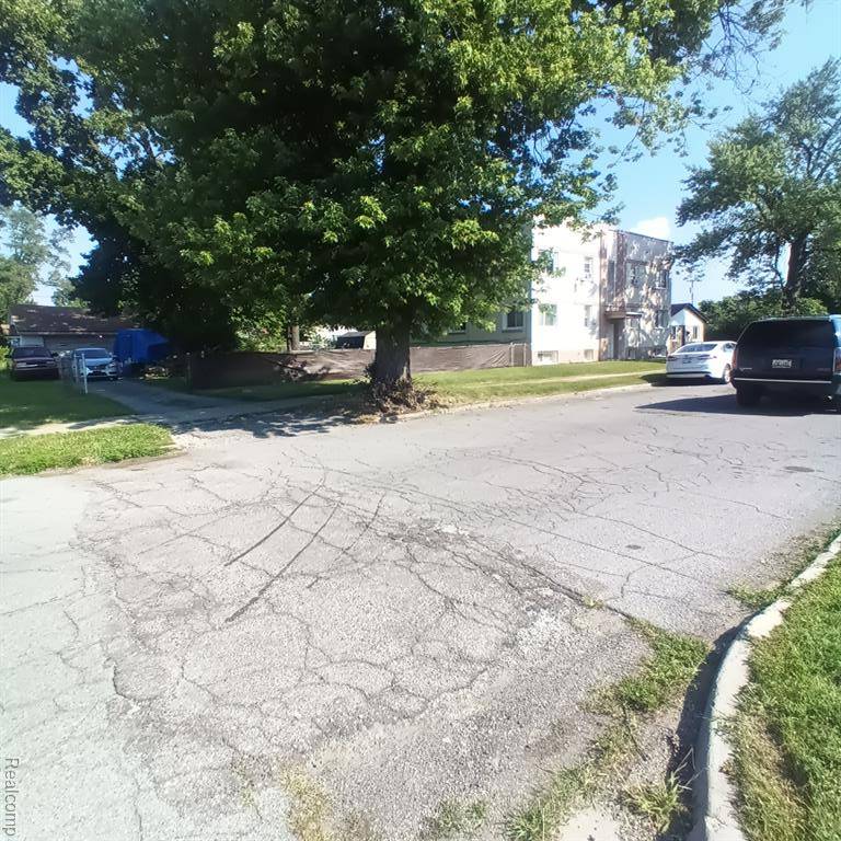 Ecorse, MI 48229,3894 12th Street