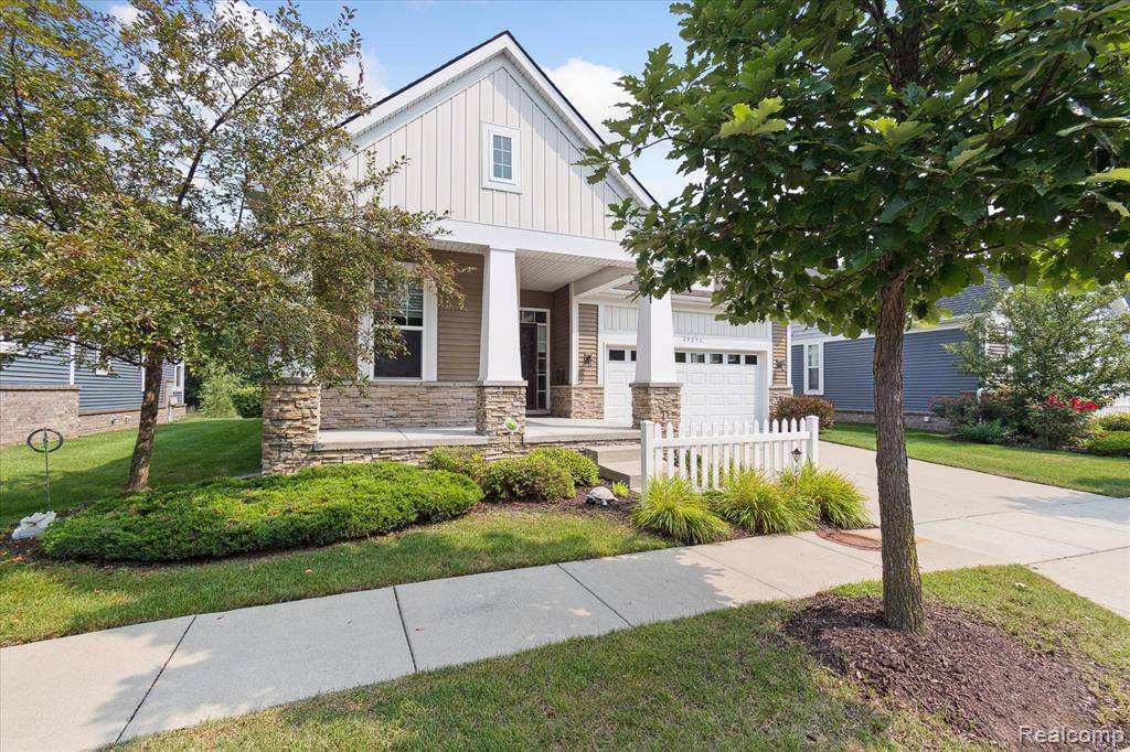 Canton Twp, MI 48188,49276 Garden Lane