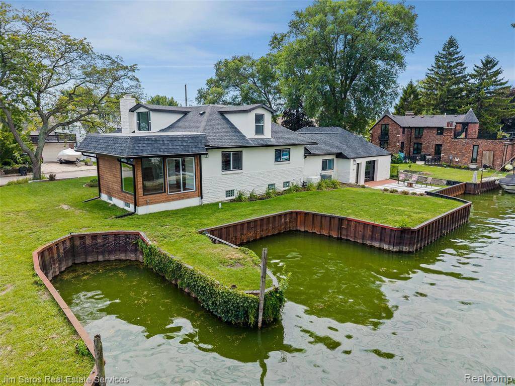 St. Clair Shores, MI 48081,22505 Beach Street