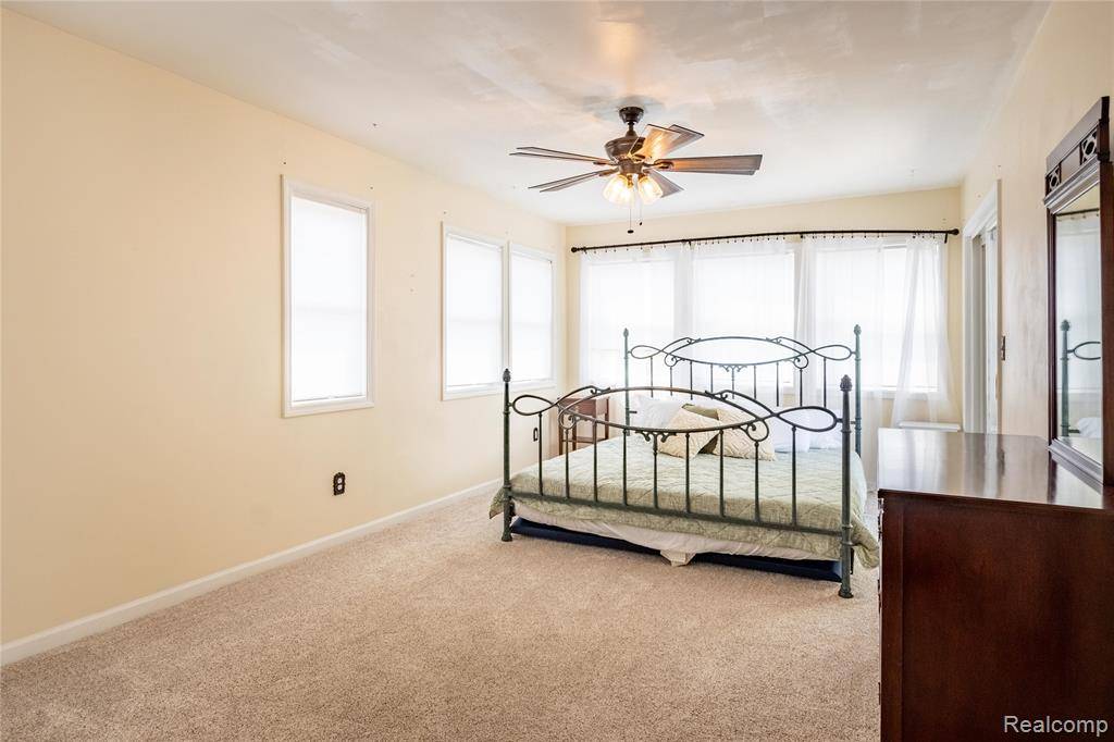 Farmington Hills, MI 48336,22515 Tulane Avenue