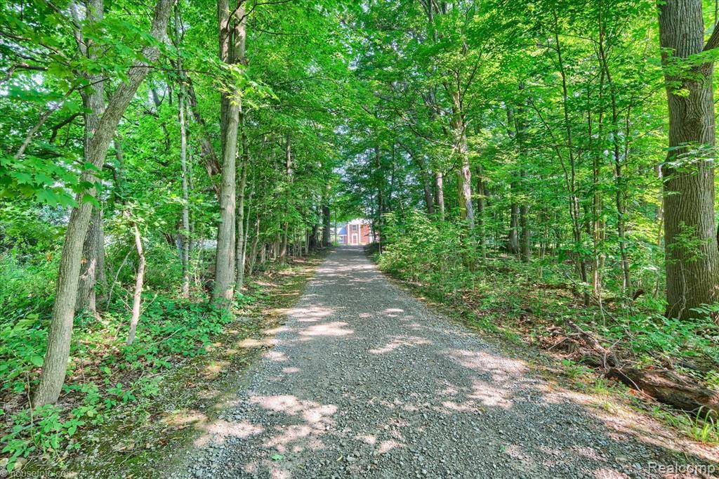 Imlay City, MI 48444,2784 S Blacks Corners Road