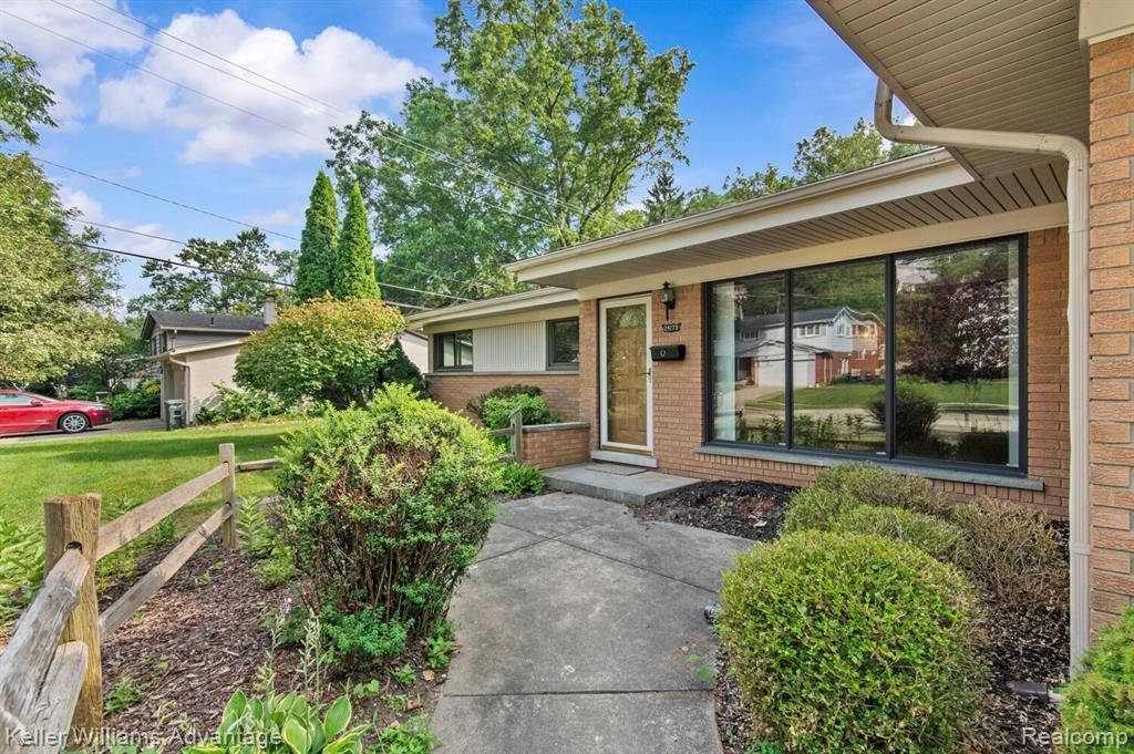 Farmington, MI 48336,24173 Twin Valley Court