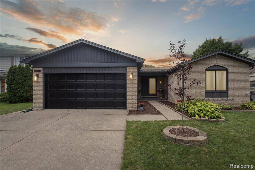 Sterling Heights, MI 48310,39659 Durand Drive