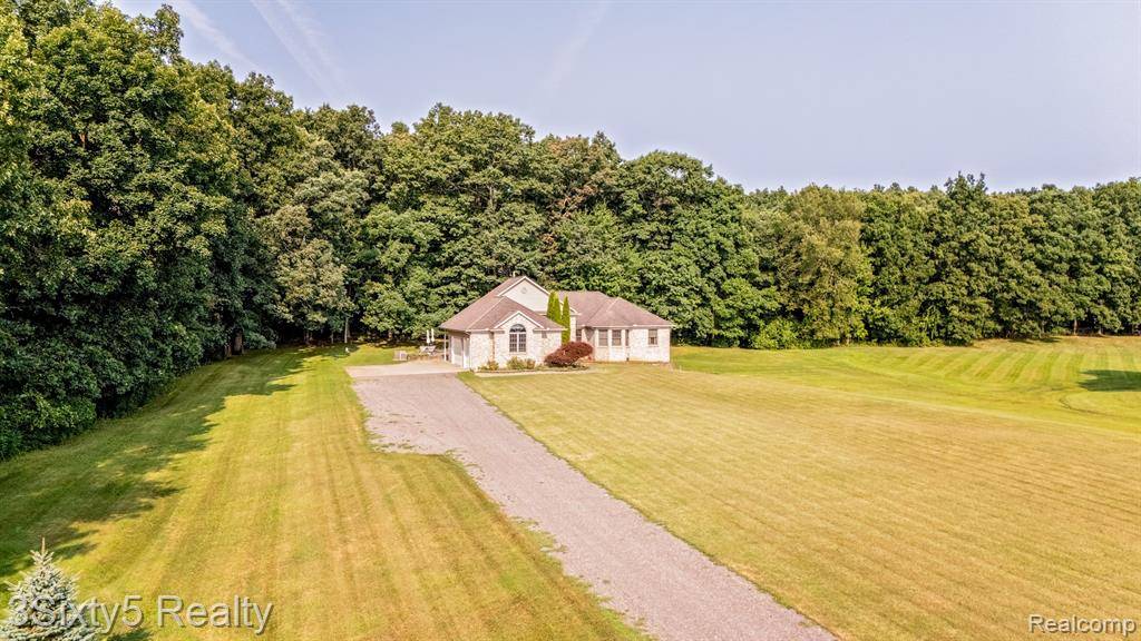 Brandon Twp, MI 48462,597 Country Meadows Trail