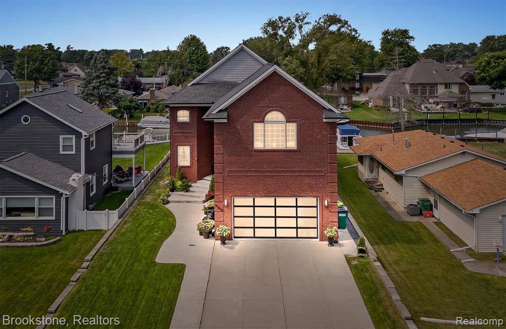 Harrison Twp, MI 48045,41245 Belvidere Street