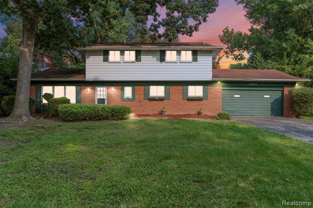 Farmington, MI 48334,32427 Chesterbrook Street