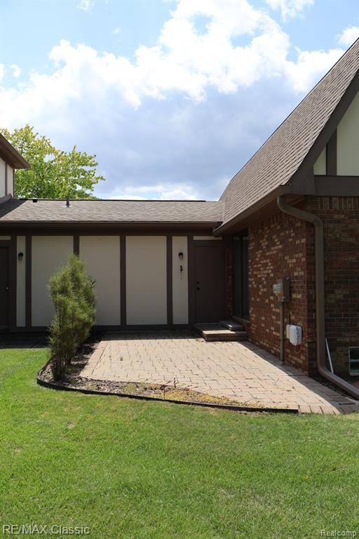 Rochester Hills, MI 48309,1961 Pondview Court