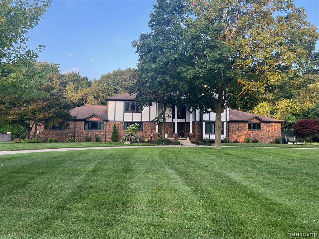 Novi, MI 48374,22822 Vasilios Court