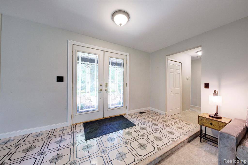 Canton Twp, MI 48187,44323 Hanford Road