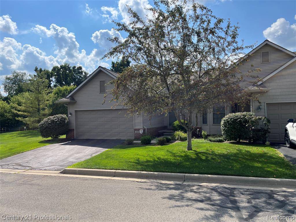 Brighton, MI 48116,6252 Northridge Hills Drive 66