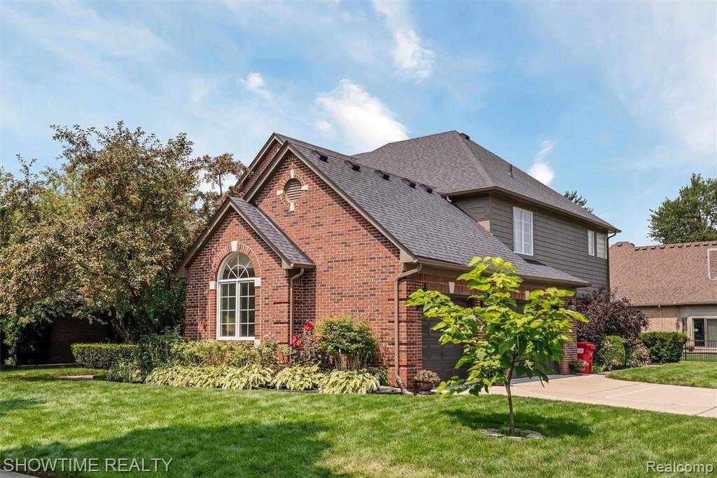 Macomb Twp, MI 48042,18563 Cracklewood Drive